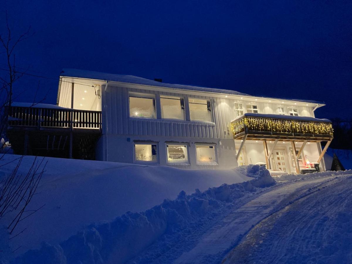 Fantastic View, Quiet And Relaxing By The Sea Vila Kvaloya Exterior foto